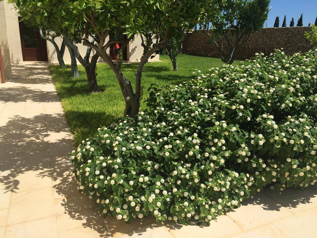Masseria San Polo Squinzano Bagian luar foto